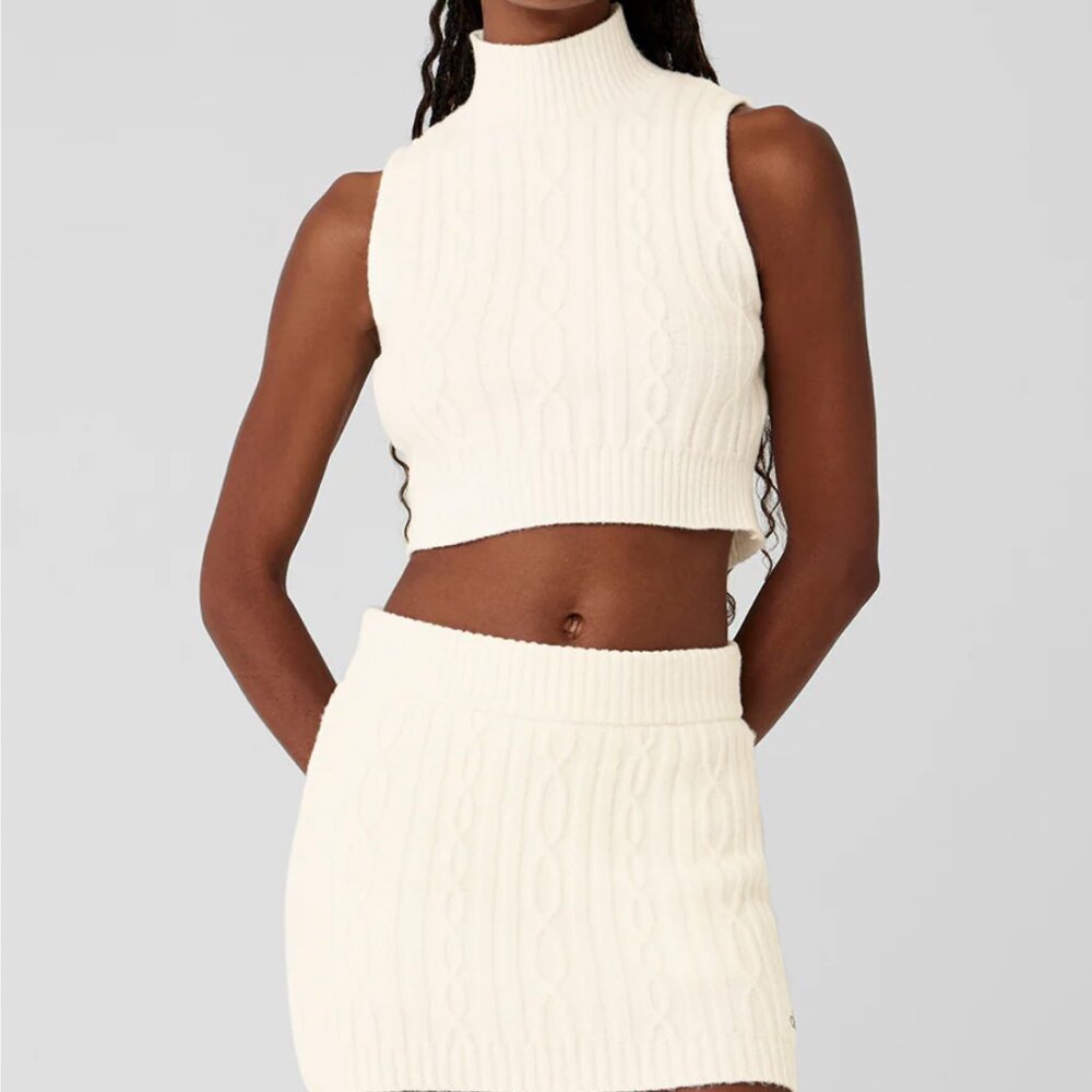 Alo Yoga Cable Knit Winter Bliss Mock Neck Tank